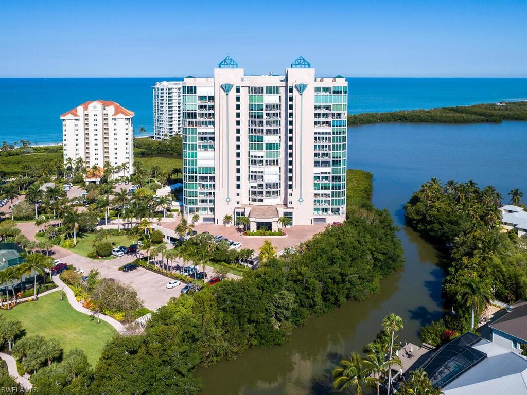 BAYPOINTE AT NAPLES CAY - Residential