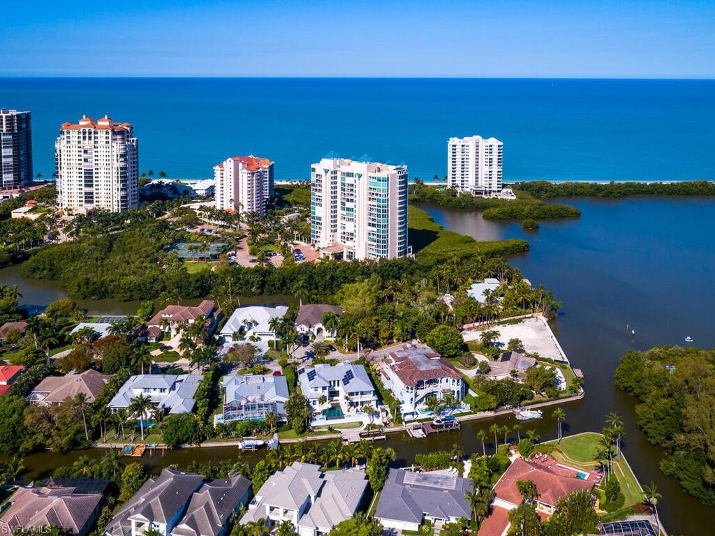 BAYPOINTE AT NAPLES CAY - Residential