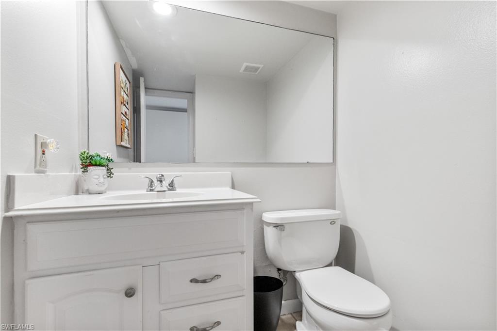 VILLAGE OF CEDARBEND - Residential