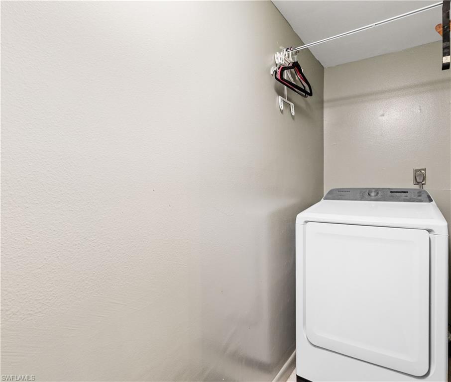 VILLAGE OF CEDARBEND - Residential