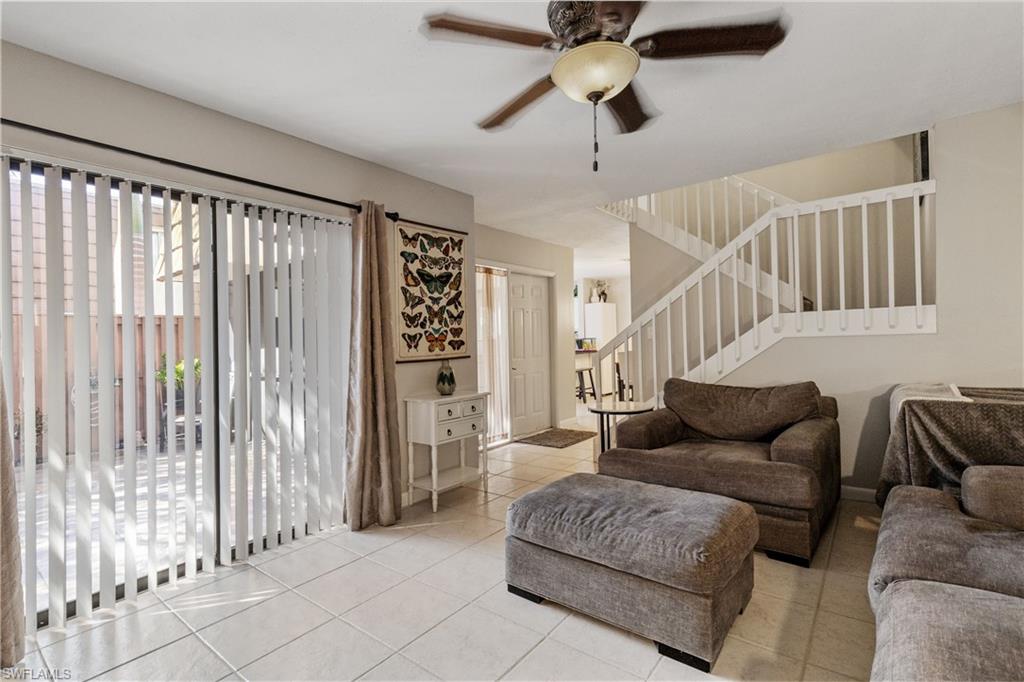 VILLAGE OF CEDARBEND - Residential