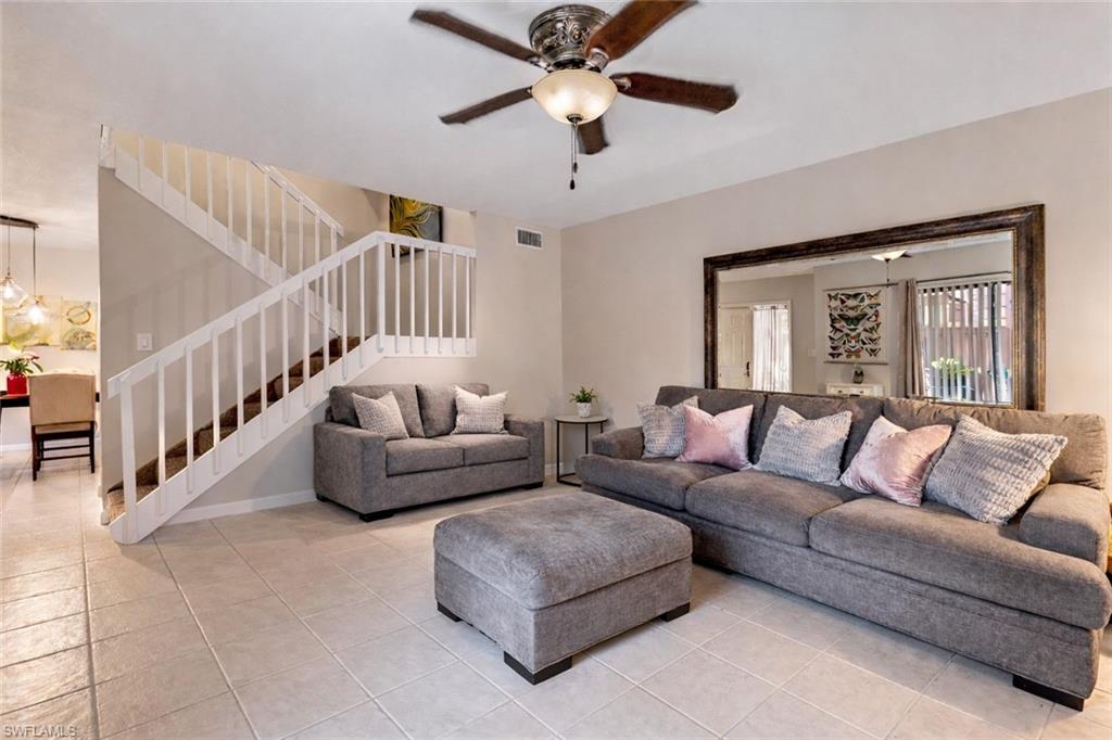 VILLAGE OF CEDARBEND - Residential