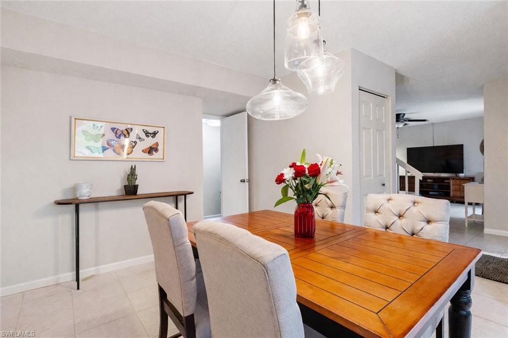 VILLAGE OF CEDARBEND - Residential