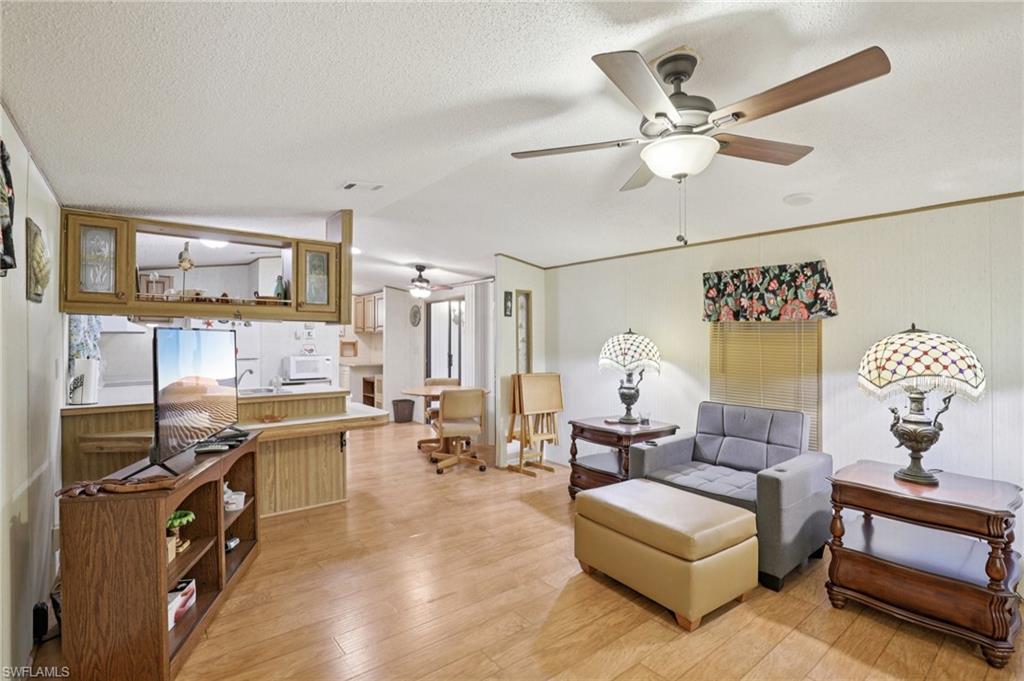 CRYSTAL LAKES - Residential