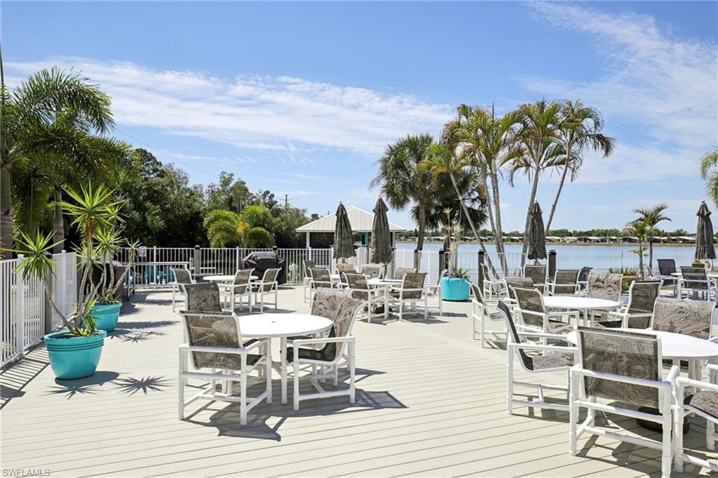 CRYSTAL LAKES - Residential