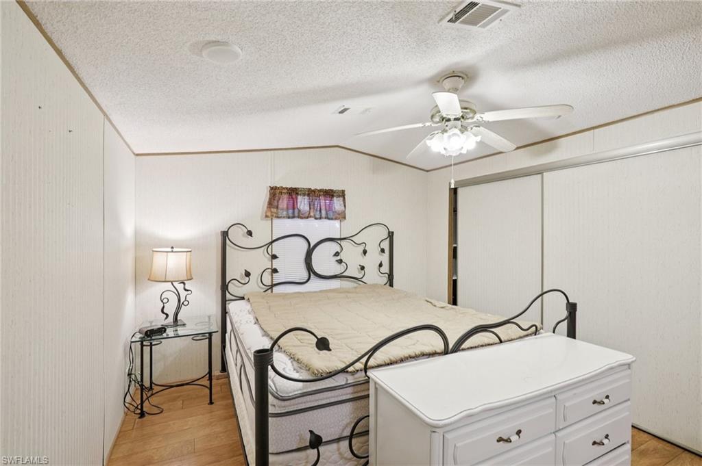 CRYSTAL LAKES - Residential