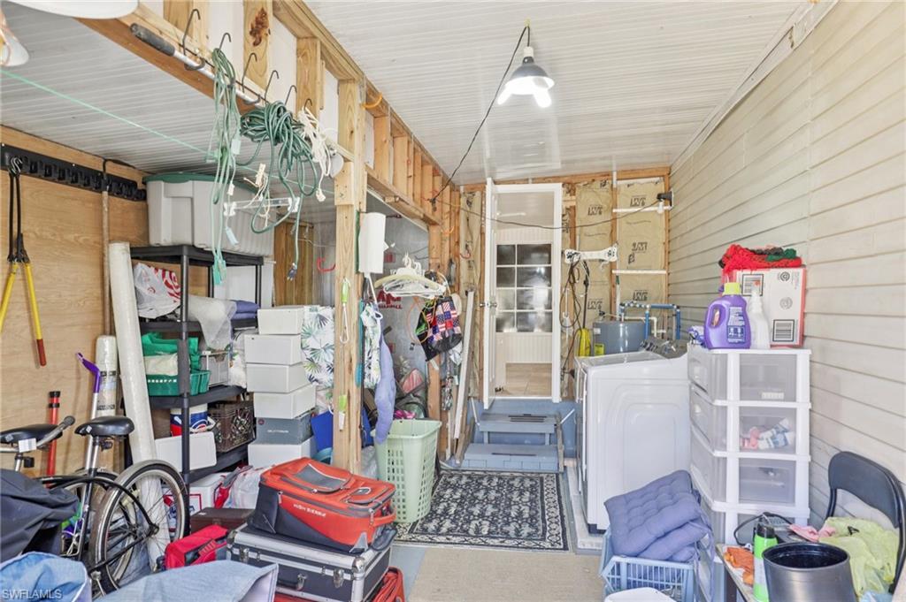 CRYSTAL LAKES - Residential