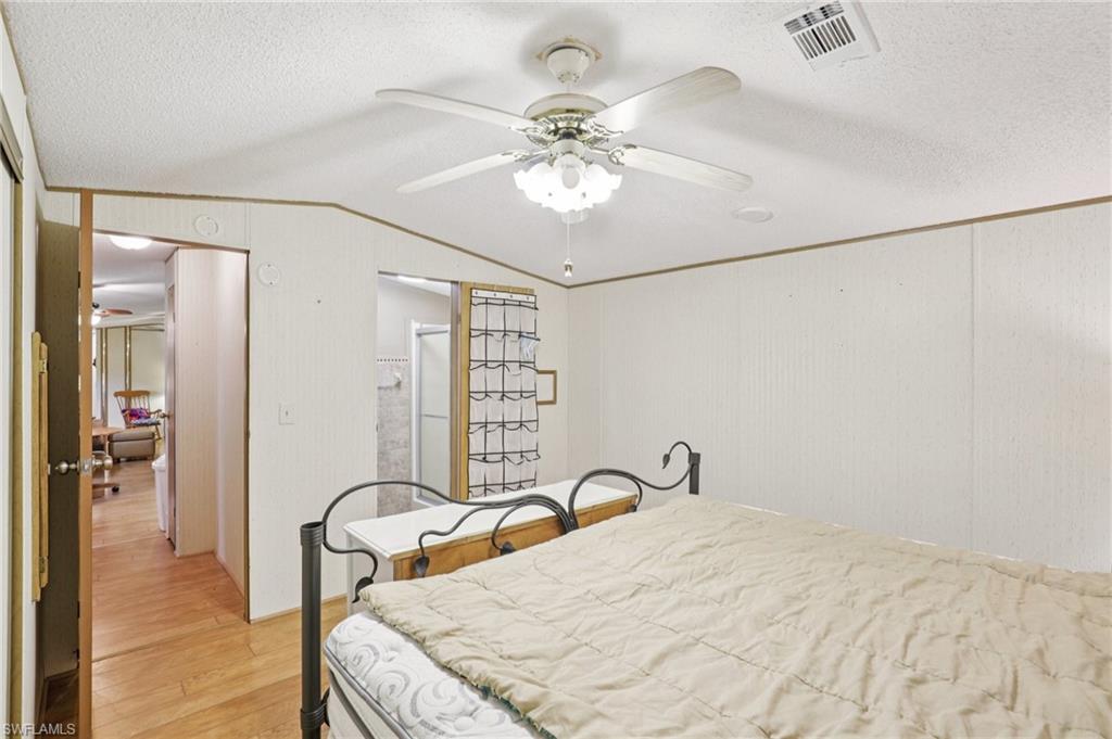 CRYSTAL LAKES - Residential