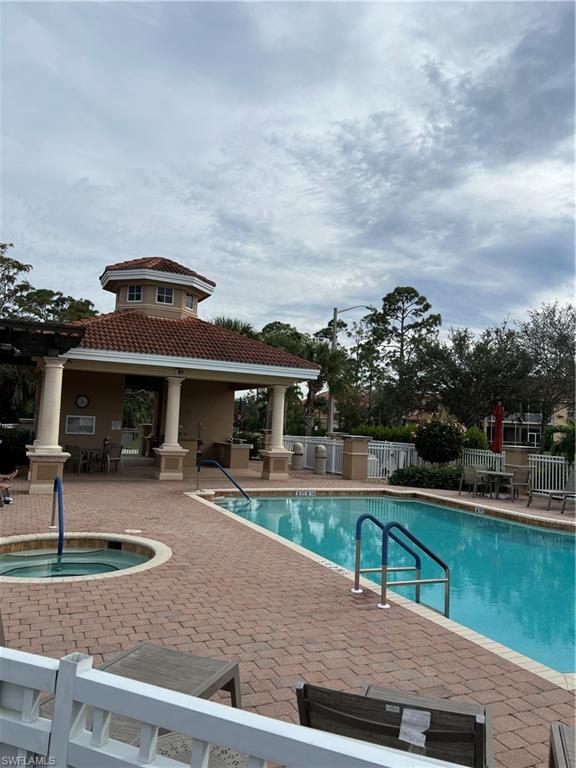 BELL TOWER PARK - Residential