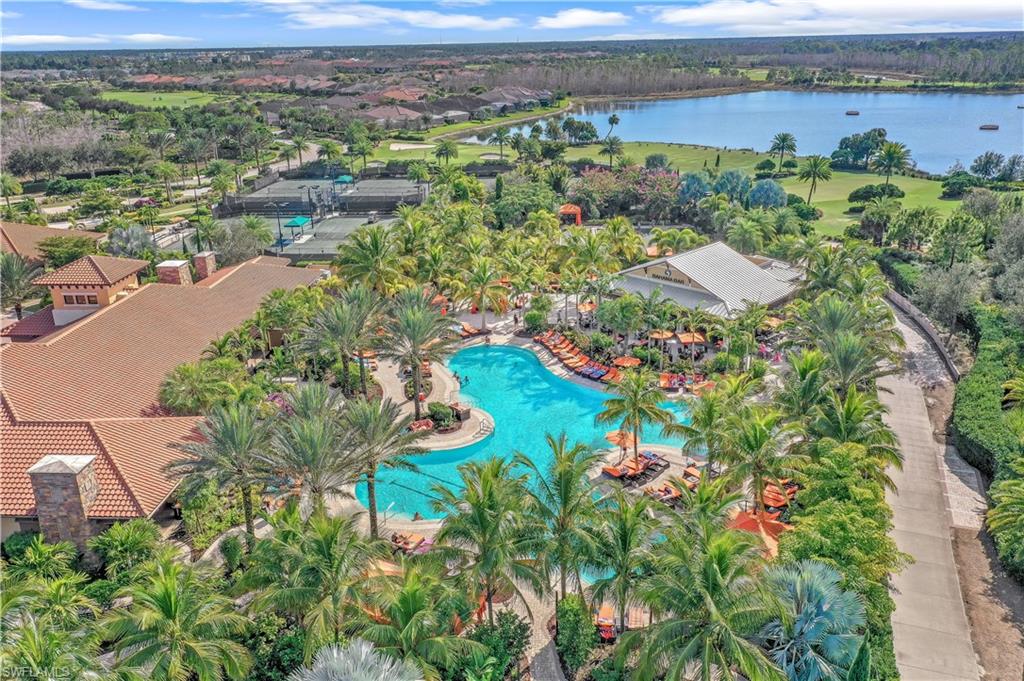 ESPLANADE - Residential