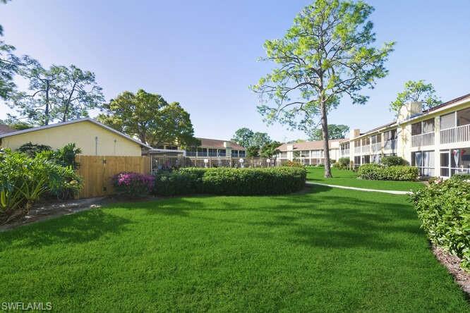 GREENWOOD VILLAGE AT KINGS LAKE - Residential