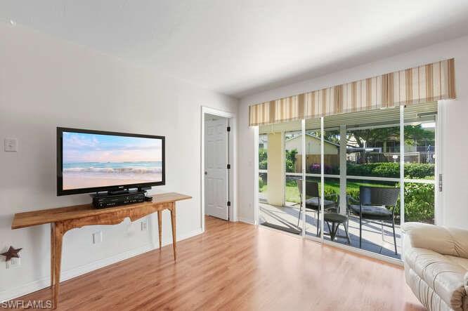 GREENWOOD VILLAGE AT KINGS LAKE - Residential