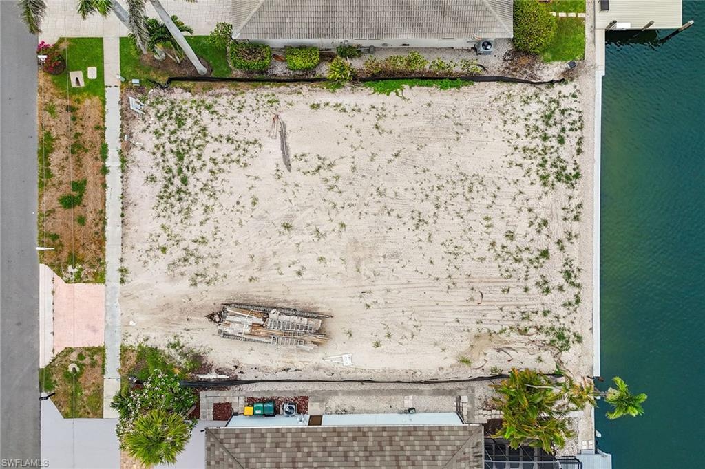 MARCO ISLAND - Residential