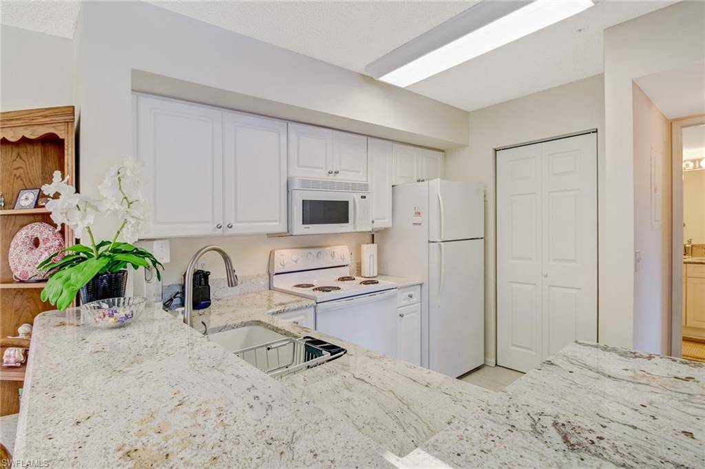 THE ENCLAVE AT NAPLES - Residential