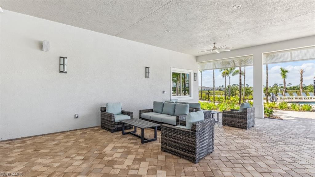 CORAL BAY - Residential