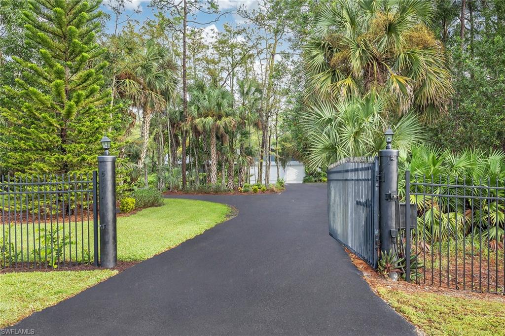 LOGAN WOODS - Residential