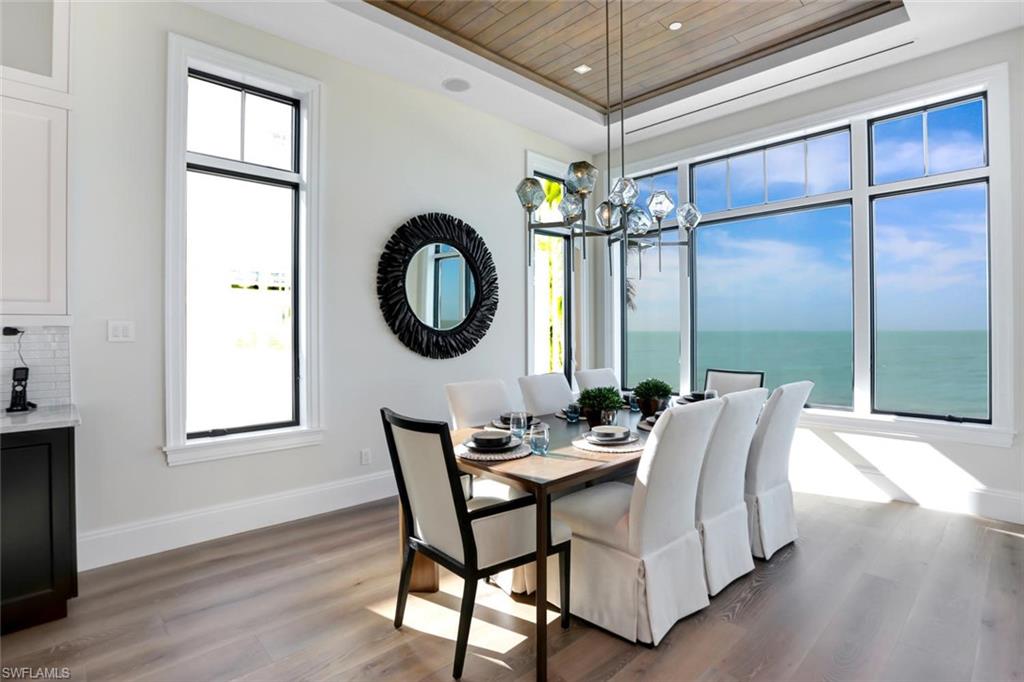 BAREFOOT BEACH - Residential