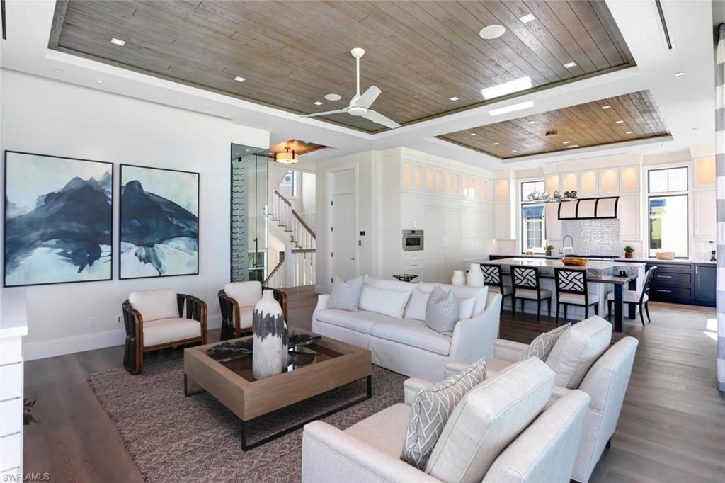 BAREFOOT BEACH - Residential