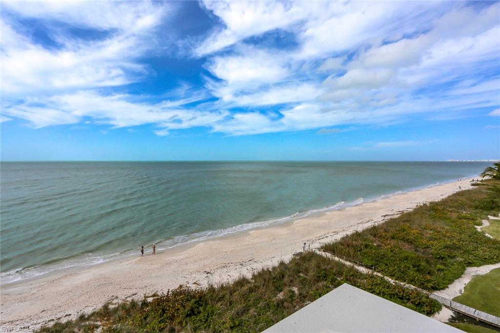 BAREFOOT BEACH - Residential