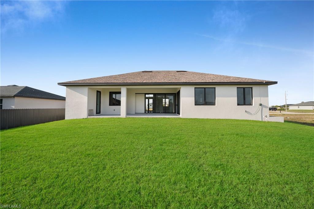 CAPE CORAL - Residential