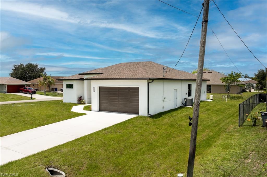 LEHIGH ACRES - Residential