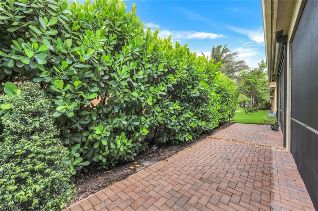 MARBELLA ISLES - Residential