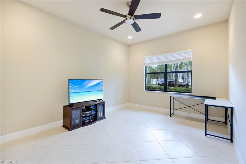 MARBELLA ISLES - Residential