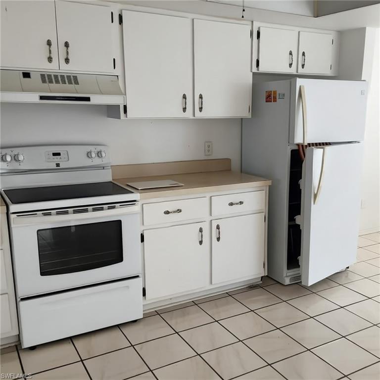 LAKE EDGE ESTATES CONDO - Residential