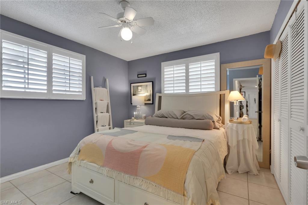 NAPLES PARK - Residential