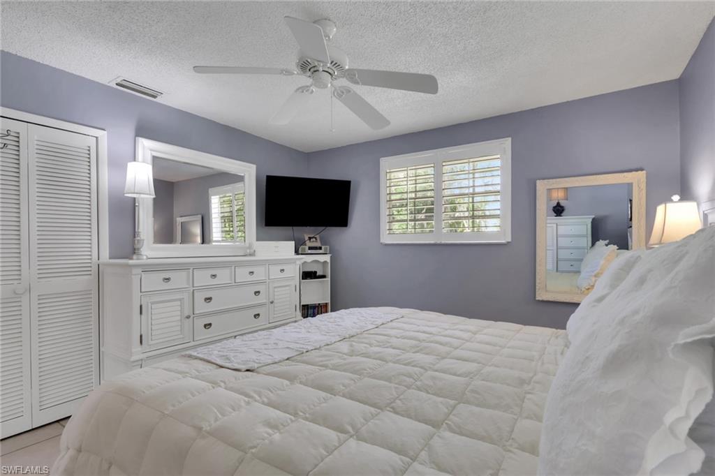 NAPLES PARK - Residential