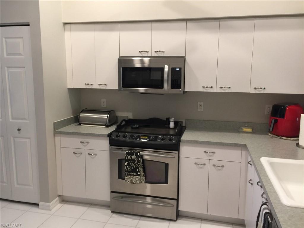 CROWN POINTE VILLAS - Residential