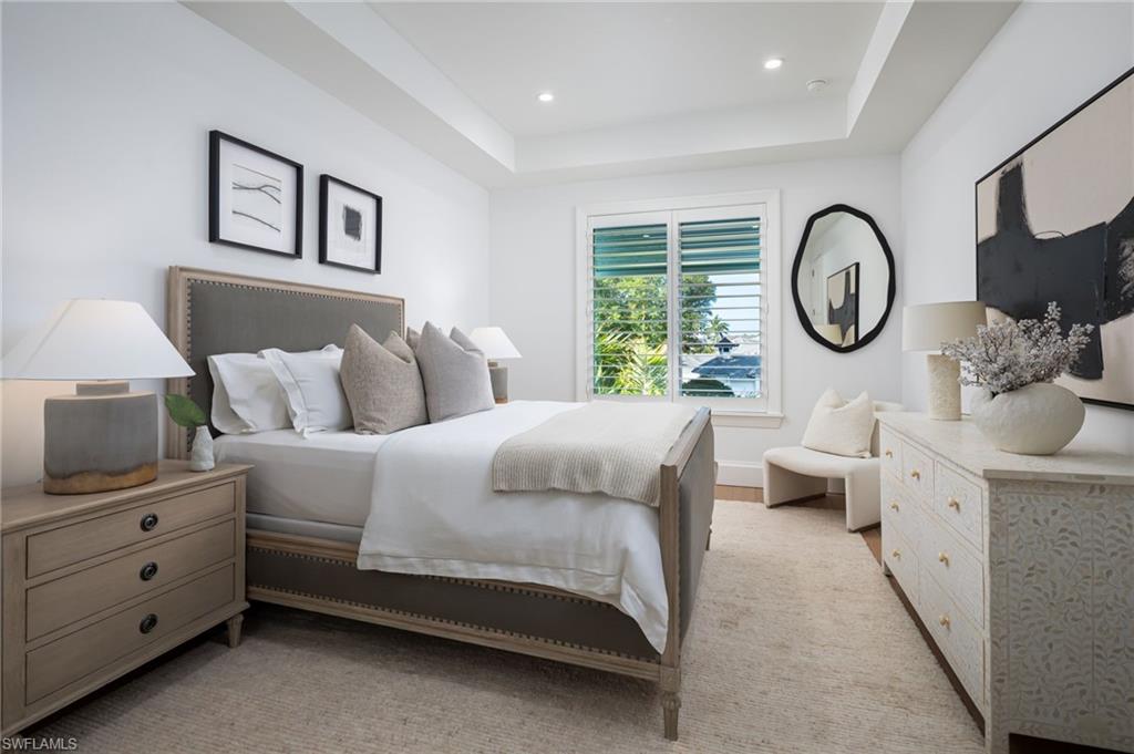 PARK SHORE - Residential