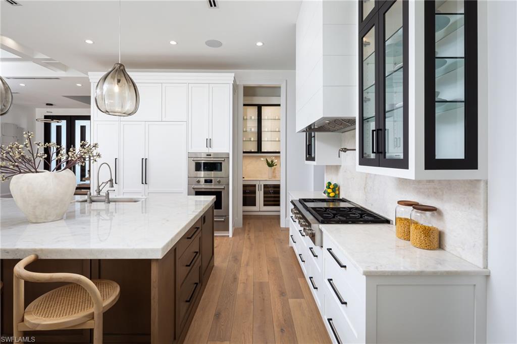 PARK SHORE - Residential