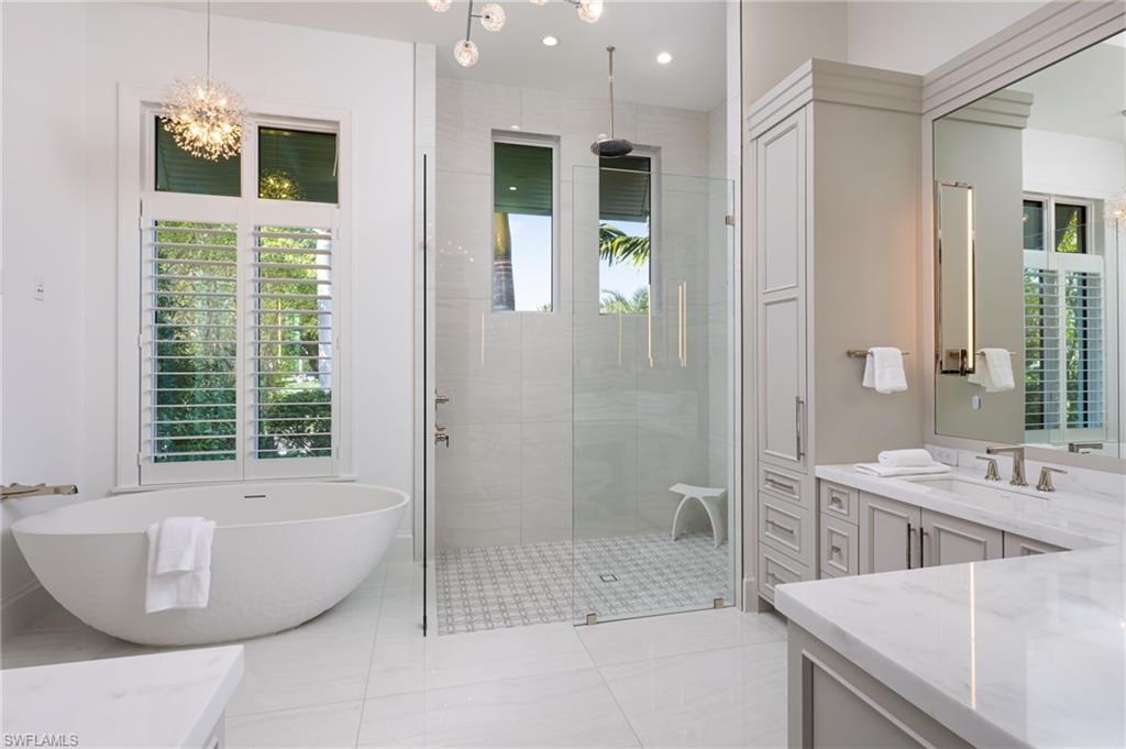 PARK SHORE - Residential