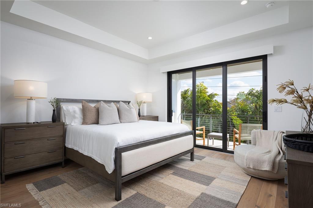 PARK SHORE - Residential