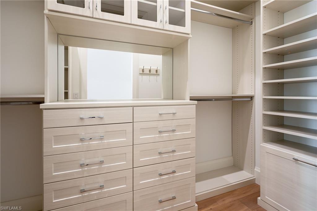 PARK SHORE - Residential