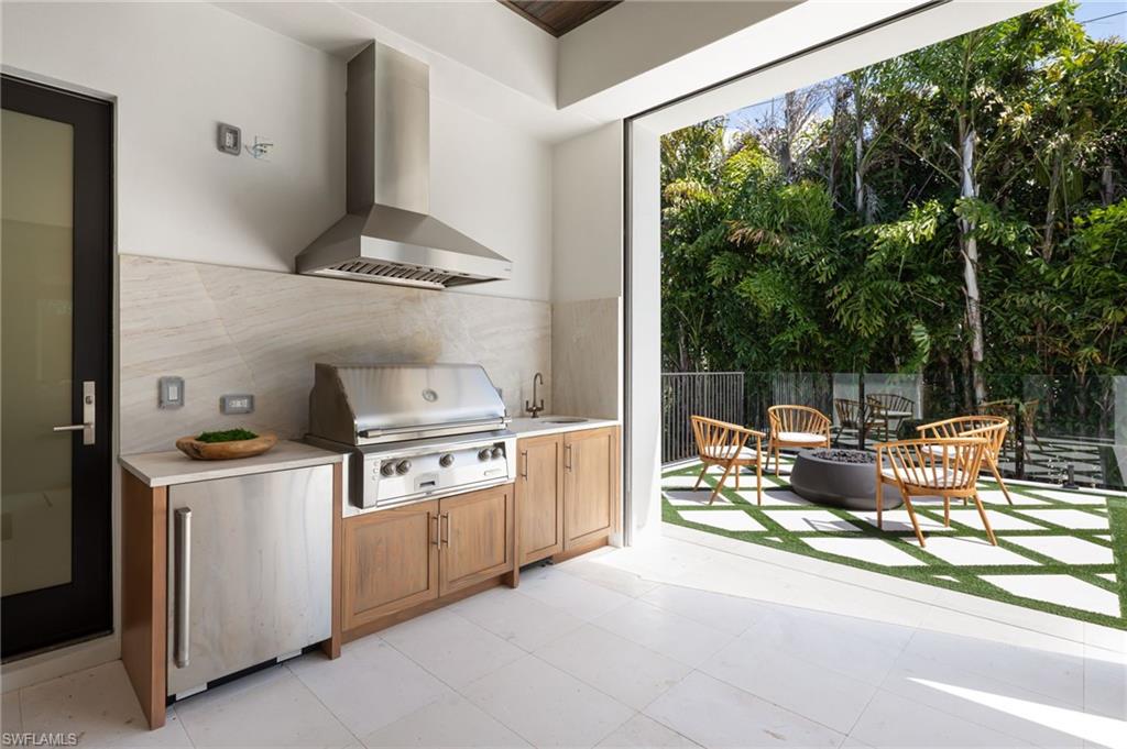 PARK SHORE - Residential