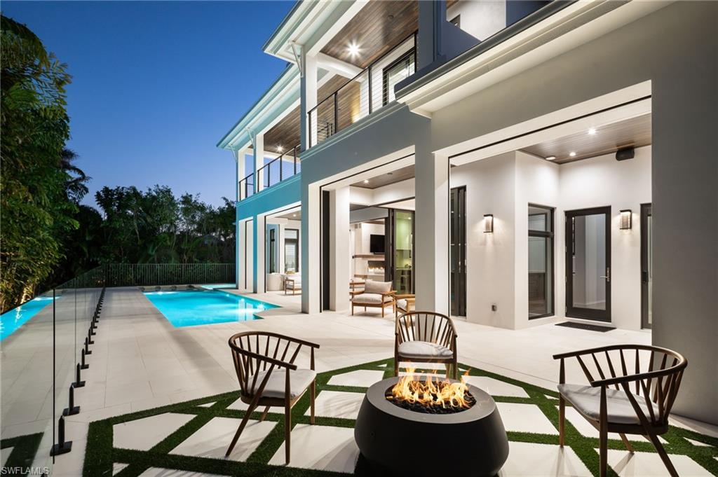 PARK SHORE - Residential