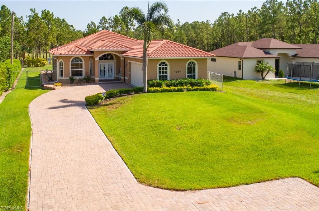 GOLDEN GATE ESTATES - Residential