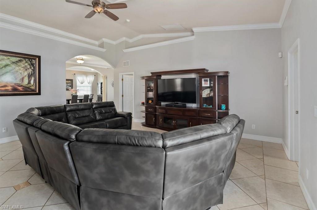 GOLDEN GATE ESTATES - Residential