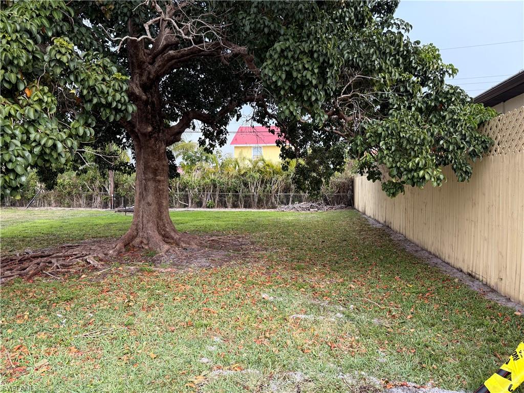 NAPLES PARK - Residential Lease