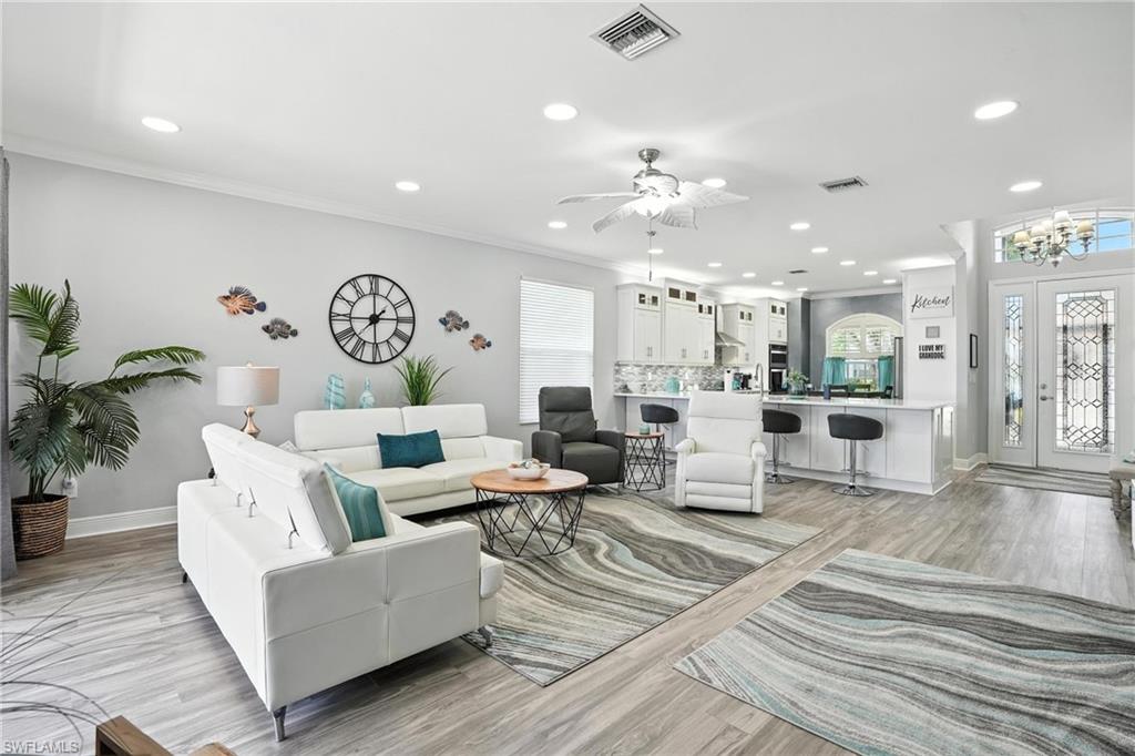 SILVERLAKES - Residential