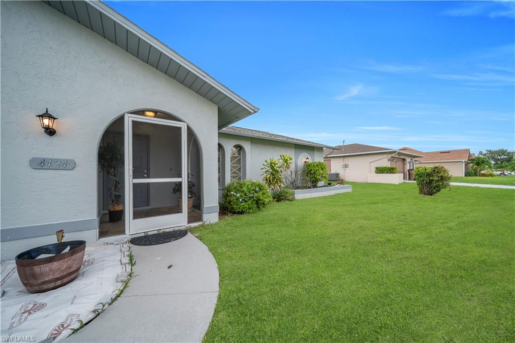 CAPE CORAL - Residential