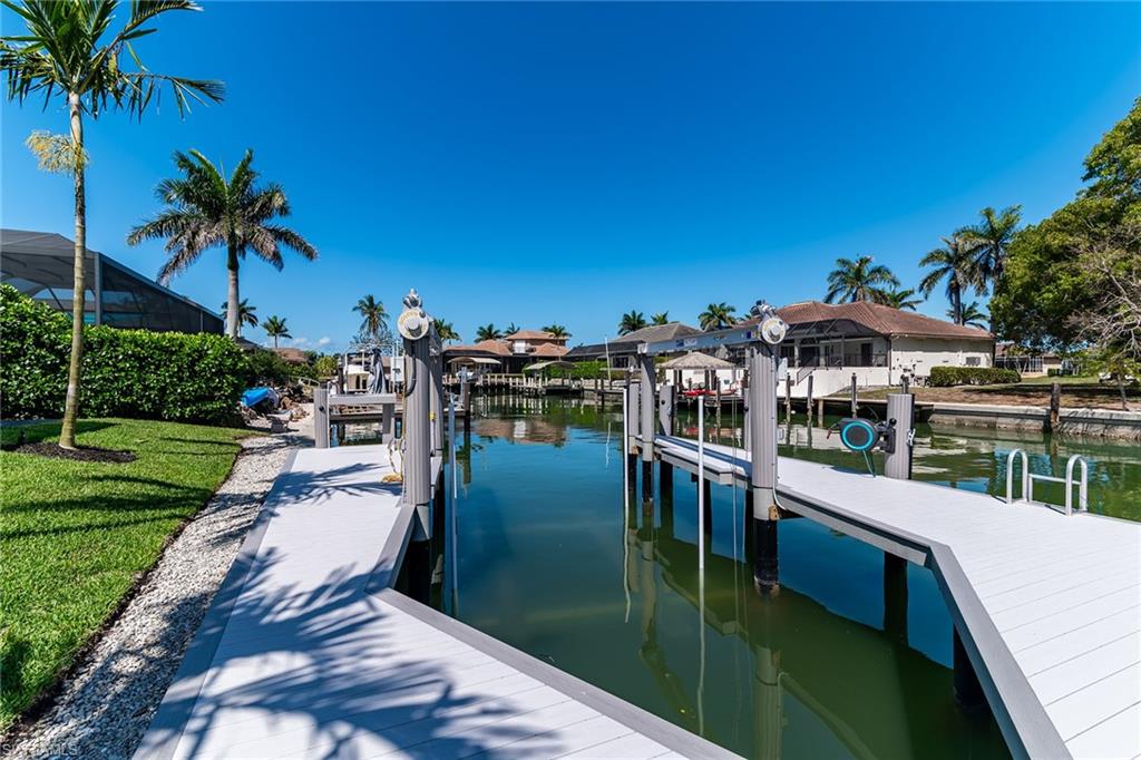 MARCO ISLAND - Residential