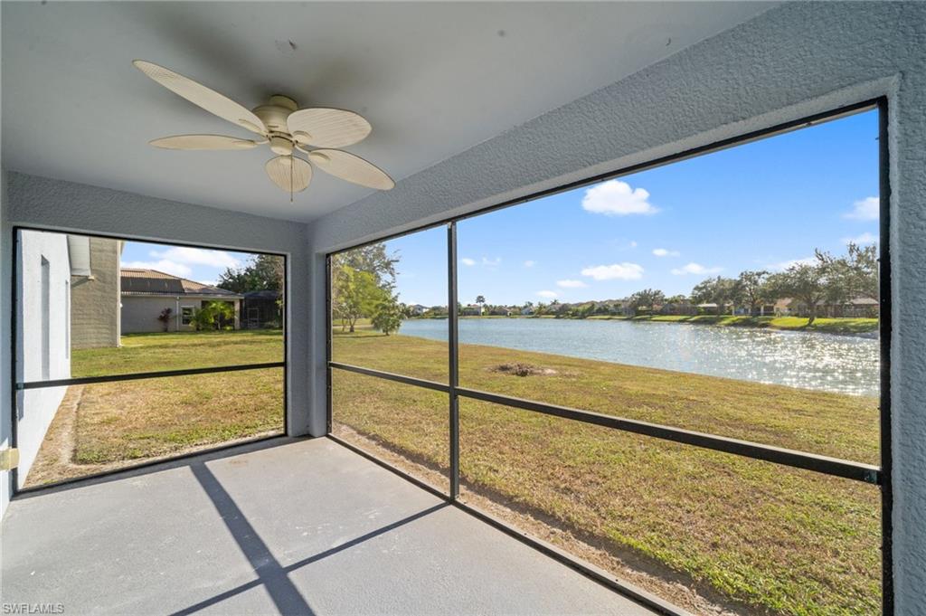 VALENCIA LAKES - Residential