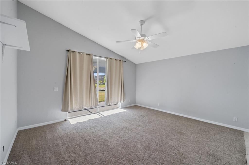 VALENCIA LAKES - Residential