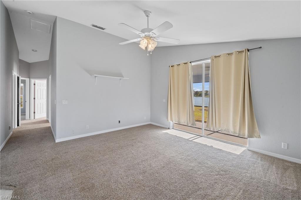 VALENCIA LAKES - Residential