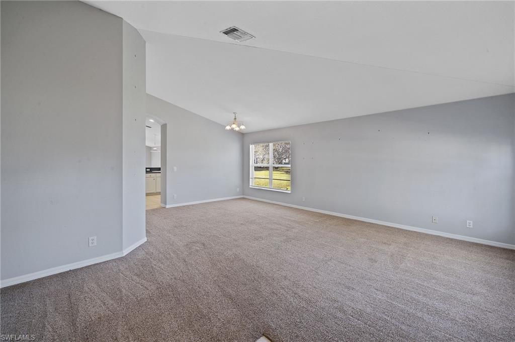 VALENCIA LAKES - Residential