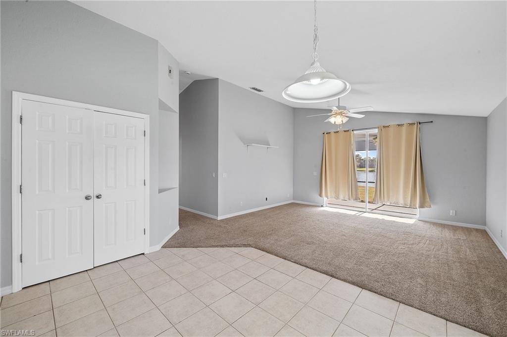 VALENCIA LAKES - Residential