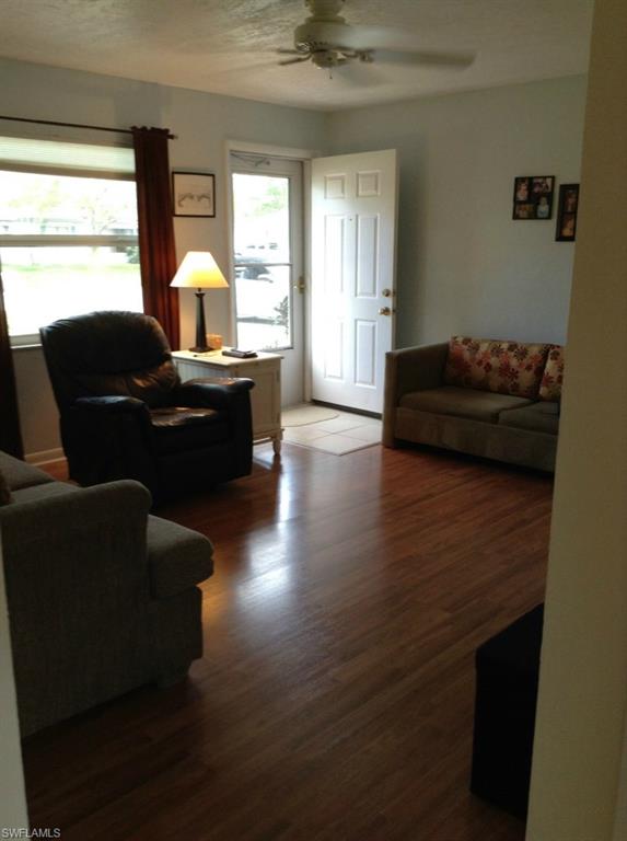 SAN CARLOS PARK - Residential